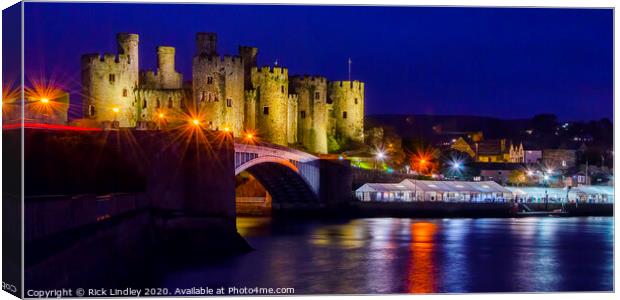 Conwy Castle at Night Canvas Print by Rick Lindley