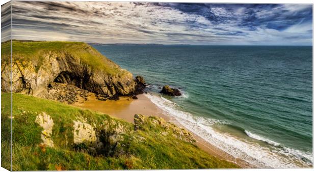 Barafundle Bay, Pembrokeshire, Wales, UK Canvas Print by Mark Llewellyn