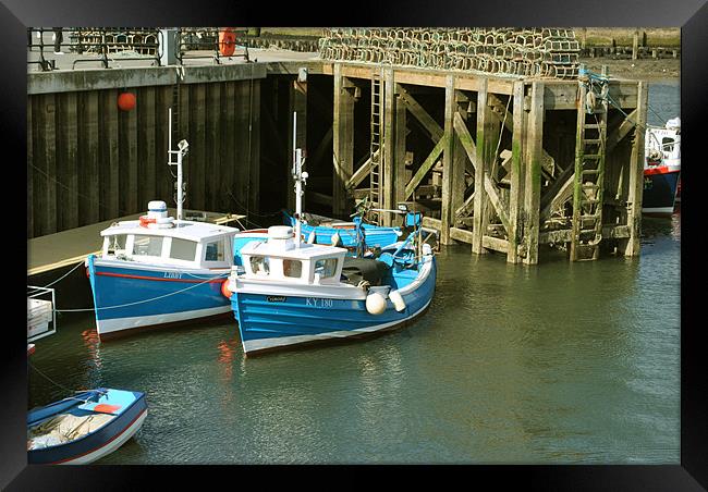Fishing Boats in Whitby Harbour Framed Print by graham young