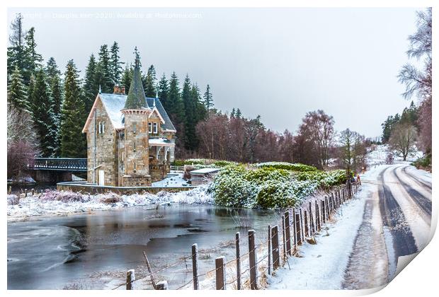 Gatelodge at Ardverikie in winter snow Print by Douglas Kerr