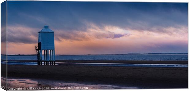 Burnham-on-Sea Lighthouse at sunset Canvas Print by Cliff Kinch