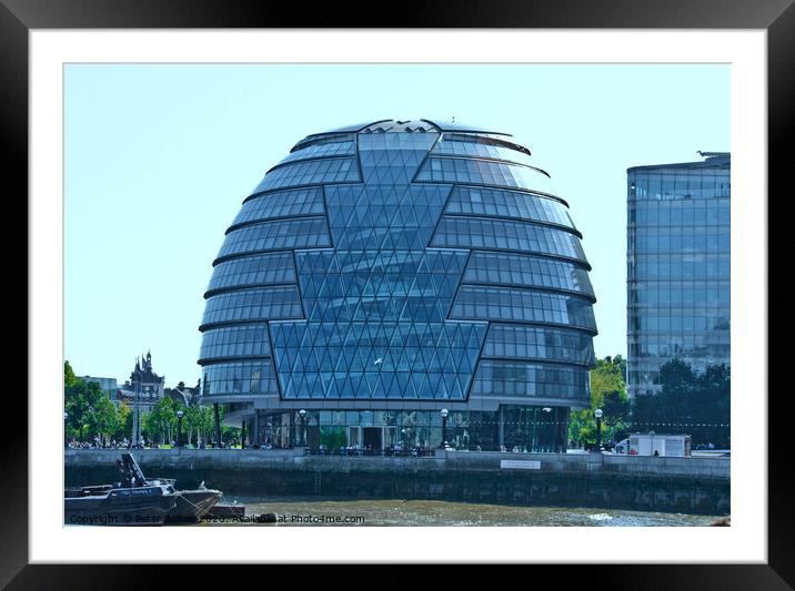 City Hall, on the south bank of the River Thames near Tower Bridge,  London, UK. Framed Mounted Print by Peter Bolton