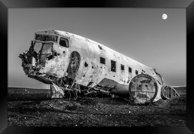 Plane wreck  Framed Print by Tony Bishop