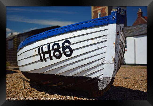 Fishing boat IH86, Aldeburgh beach, Suffolk Framed Print by Paul Phillips