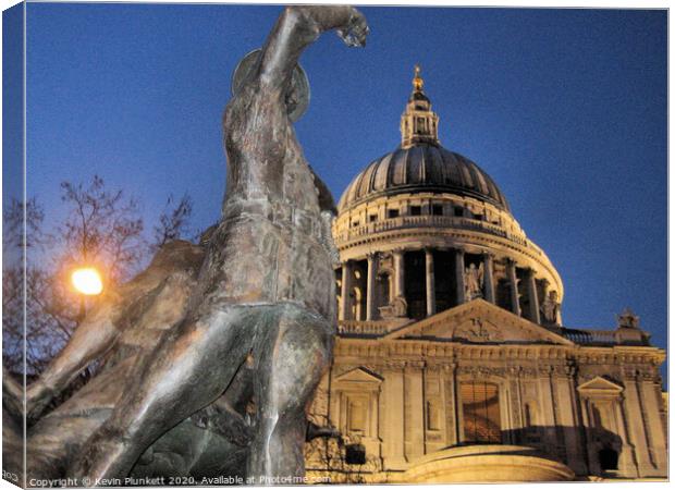 St Paul's Cathedral  Canvas Print by Kevin Plunkett