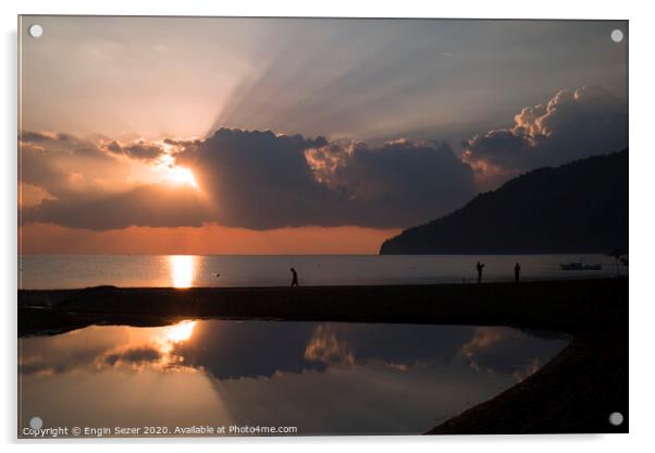 Wonderful sunrise, sunbeams and tourists at The Be Acrylic by Engin Sezer
