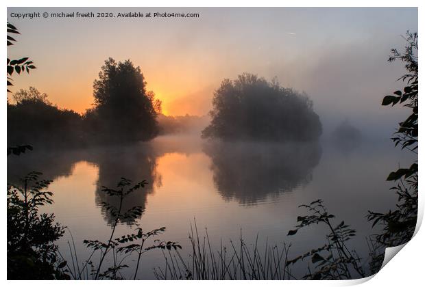 Sunrise Cotswold water park Print by michael freeth