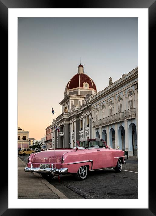 Open top American 1950s car, Cuba Framed Mounted Print by Phil Crean