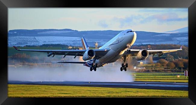 UK`s Air Force One Framed Print by Allan Durward Photography