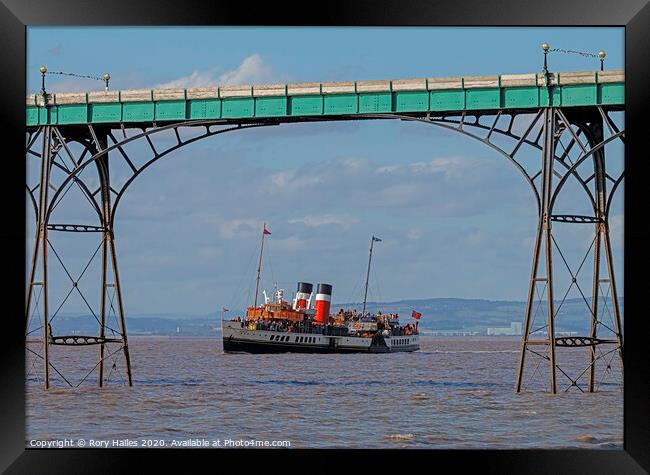 PS Waverly coming into the Clevedon Pier Framed Print by Rory Hailes