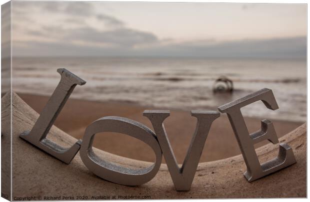 Love in Cleveleys Canvas Print by Richard Perks