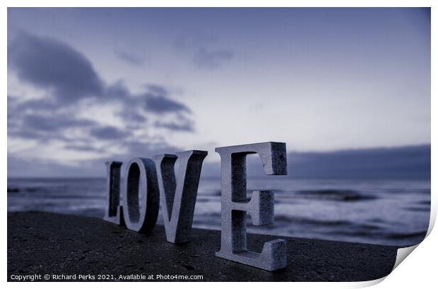 Love at the seaside Print by Richard Perks
