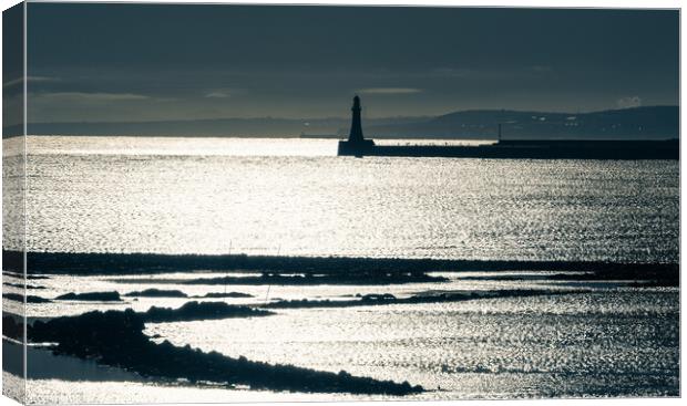 Roker Lighthouse in Liquid Metal Canvas Print by Gary Clarricoates