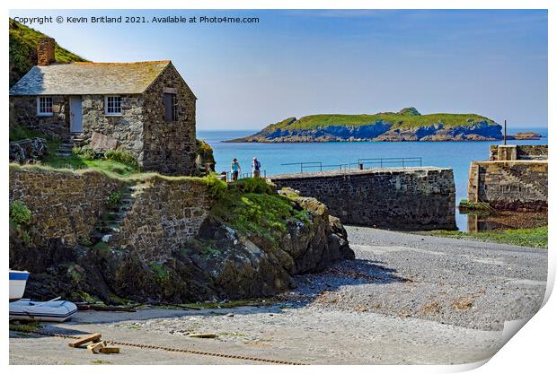 mullion harbour cornwall Print by Kevin Britland