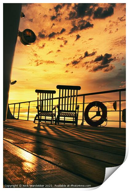 Atlantic Sunset on the Queen Mary 2 Print by Nick Wardekker