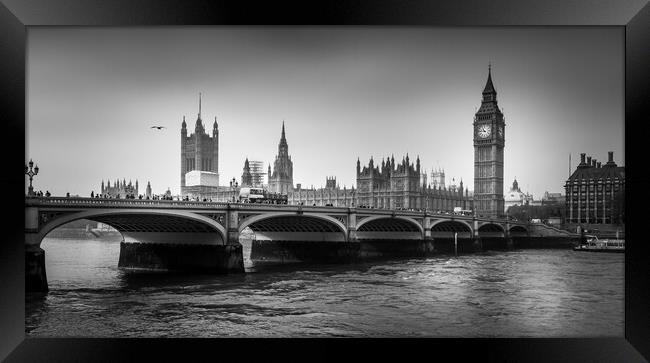 Westminster bridge Framed Print by chris smith
