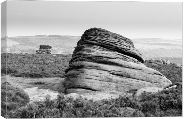 Stanage Edge Canvas Print by Gary Finnigan
