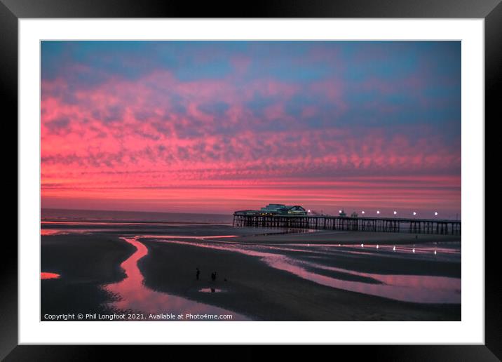Red sky at night - Blackpool  Framed Mounted Print by Phil Longfoot