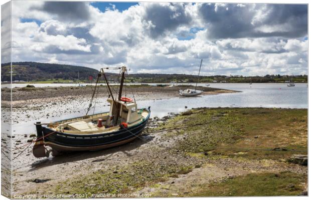 Red Wharf Bay, Anglesey Canvas Print by Heidi Stewart