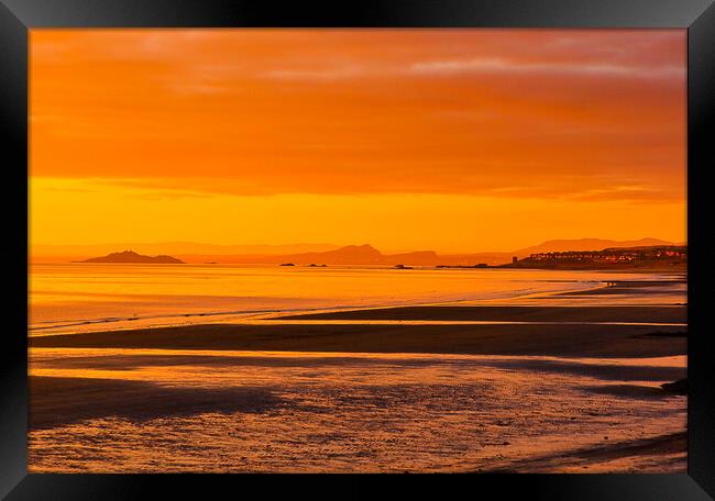 Sunrise over Kirkcaldy Beach Framed Print by Andrew Beveridge