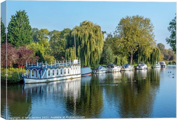 RiverThames at Goring on Thames South Oxfordshire  Canvas Print by Nick Jenkins