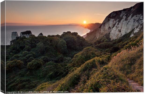 Sunset at the Hooken Undercliff Canvas Print by Bruce Little