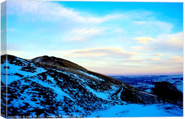 Dusk at Mam Tor in Derbyshire, UK. Canvas Print by john hill