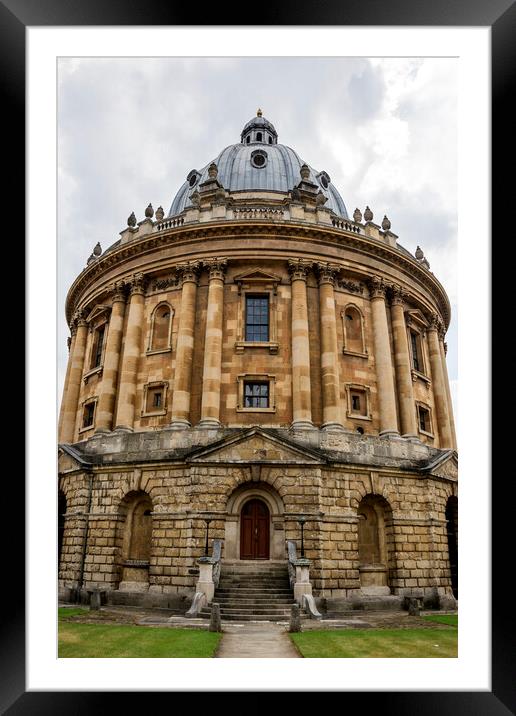 The Radcliffe Camera Framed Mounted Print by Svetlana Sewell