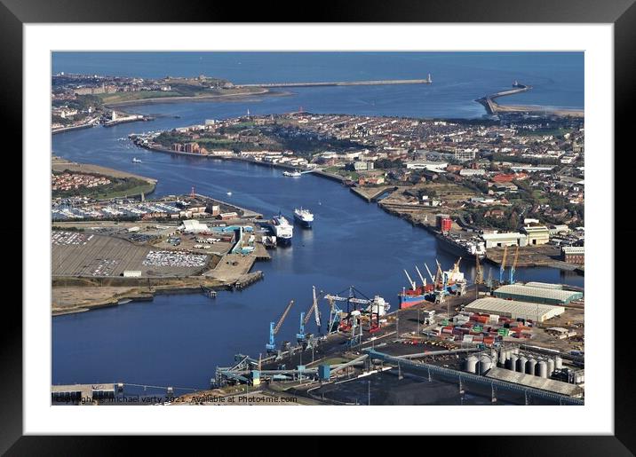 Tynemouth and South Shields Tyne Piers. Framed Mounted Print by mick vardy