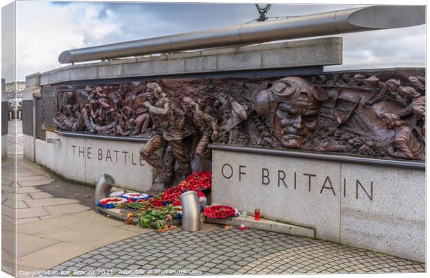 Battle of Britain Monument in London, UK Canvas Print by KB Photo