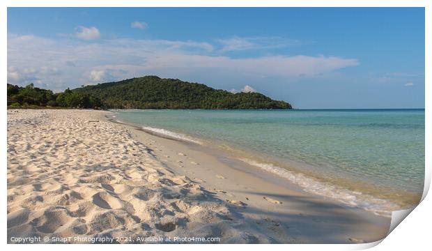 Deserted island beach at Sao Beach, on the tropica Print by SnapT Photography