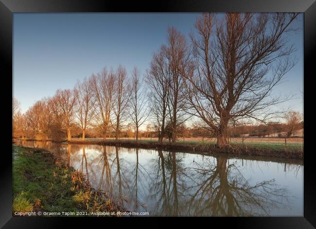 River Stour in early morning light Framed Print by Graeme Taplin Landscape Photography