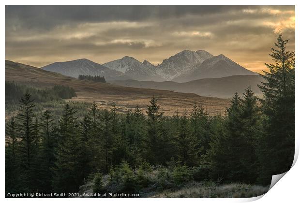 Blabheinn and surrounding hills from the Struan road. Print by Richard Smith