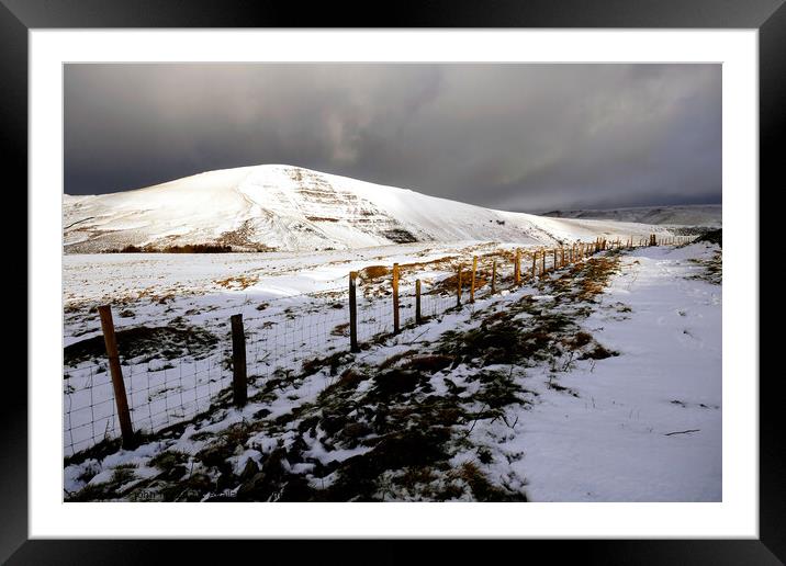 Storm clouds over Mam Tor in Derbyshire, UK. Framed Mounted Print by john hill