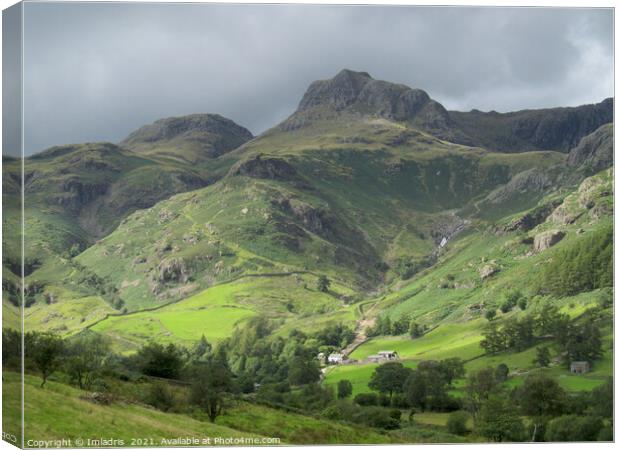 Great Langdale Valley, The Lake District, England Canvas Print by Imladris 