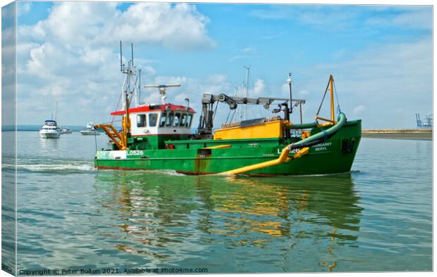 Fishing trawler Margaret Beryl LO526 off Leigh on Sea, Thames Estuary, Essex. Canvas Print by Peter Bolton