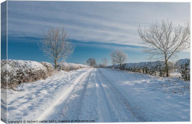 Van Farm Lane in Snow (2) Canvas Print by Richard Laidler