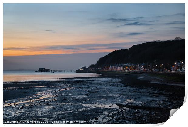 Mumbles pier and lighthouse at sunrise Print by Bryn Morgan