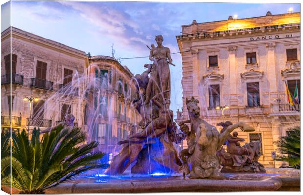 Fountain of Artemis Syracuse, Sicily, Canvas Print by peter schickert