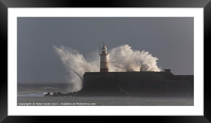 Newhaven Lighthouse barrage Framed Mounted Print by Peter Scott