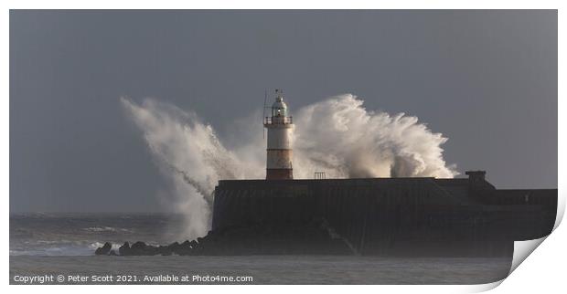 Newhaven Lighthouse barrage Print by Peter Scott