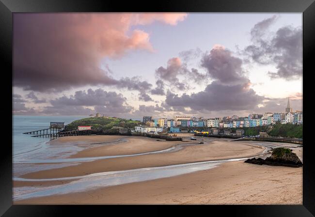 Tenby Harbour and North Beach in Winter. Framed Print by Colin Allen