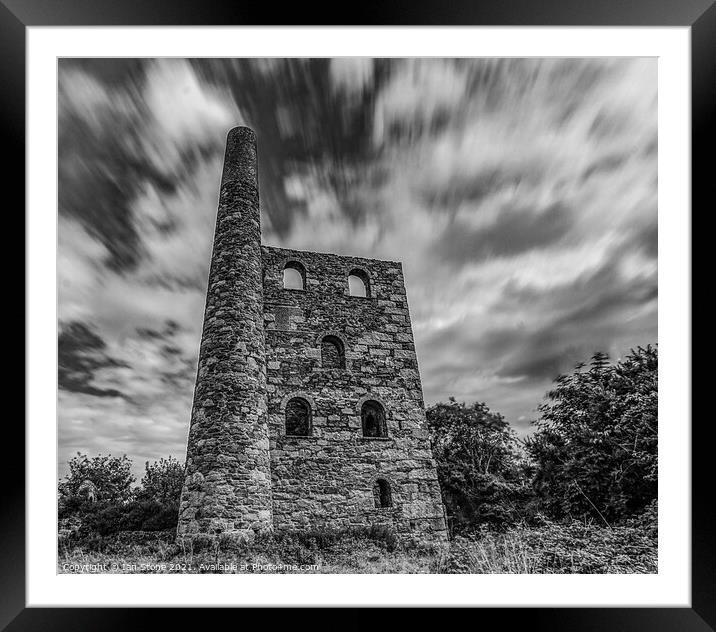 Engine house,Cornwall  Framed Mounted Print by Ian Stone