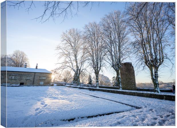 Knaresborough Castle remains and museum North Yorkshire sunrise with winter snow Canvas Print by mike morley