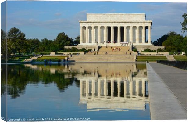 The Lincoln Memorial in Washington DC Canvas Print by Sarah Smith