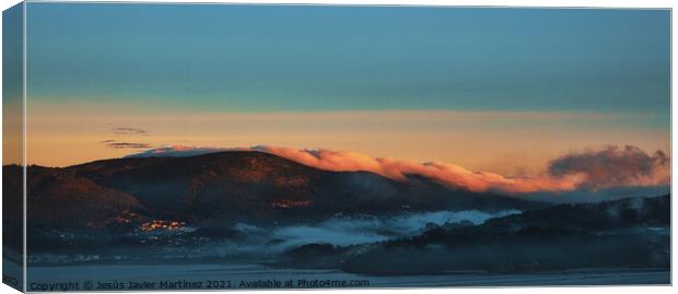 Majestic Dawn at A Escusa Mountain Canvas Print by Jesus Martínez