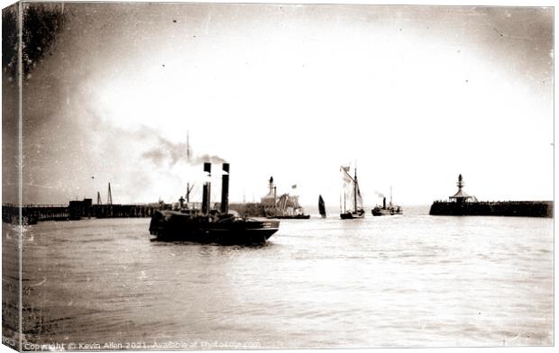 Steam tug early 1900's Lowestoft Harbour in Sepia, Canvas Print by Kevin Allen