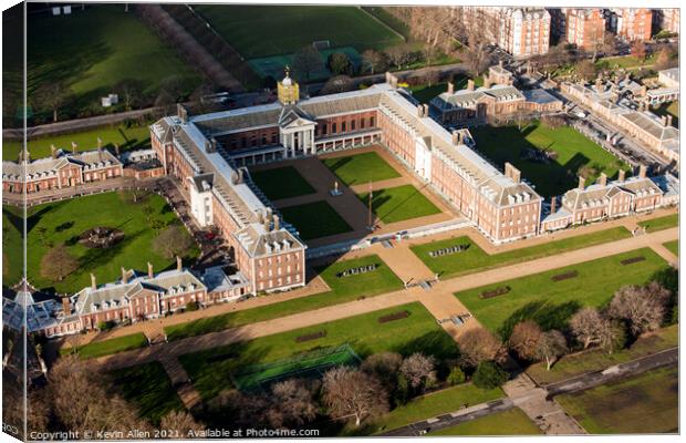 Royal Hospital Chelsea Canvas Print by Kevin Allen