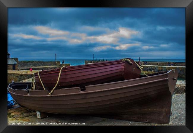 Charlestown  Framed Print by Ian Stone