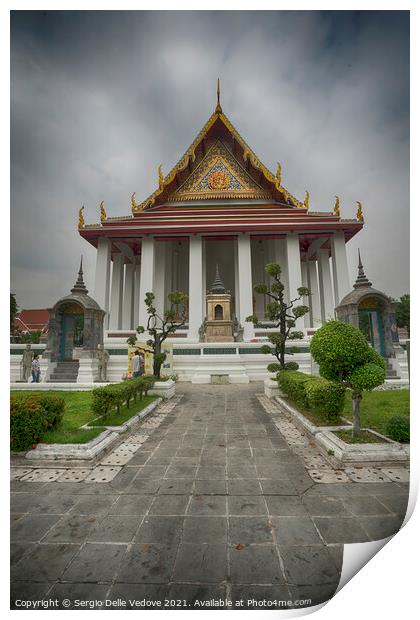 Wat Suthat temple in Bangkok Print by Sergio Delle Vedove